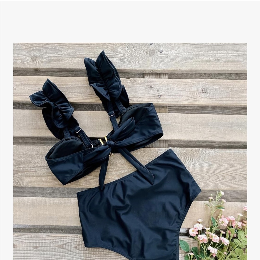 Women's Black Ruffle Bikini Set - Picture 6 of 8